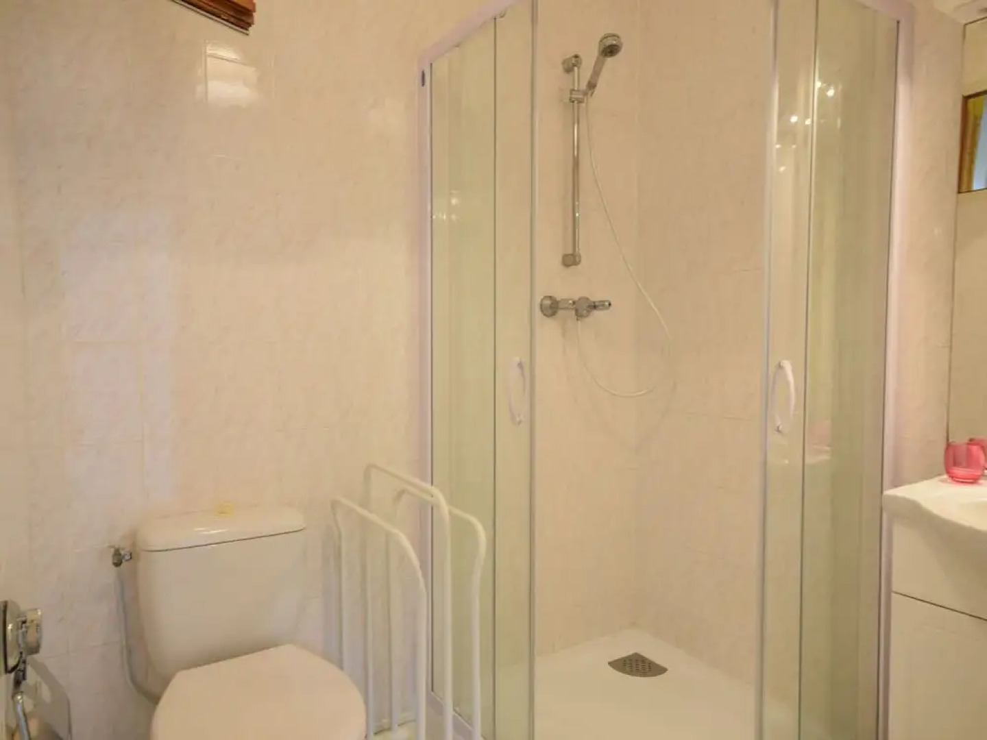 Spacious and Beautifully Situated Gite With Large Pool and Lots of Privacy