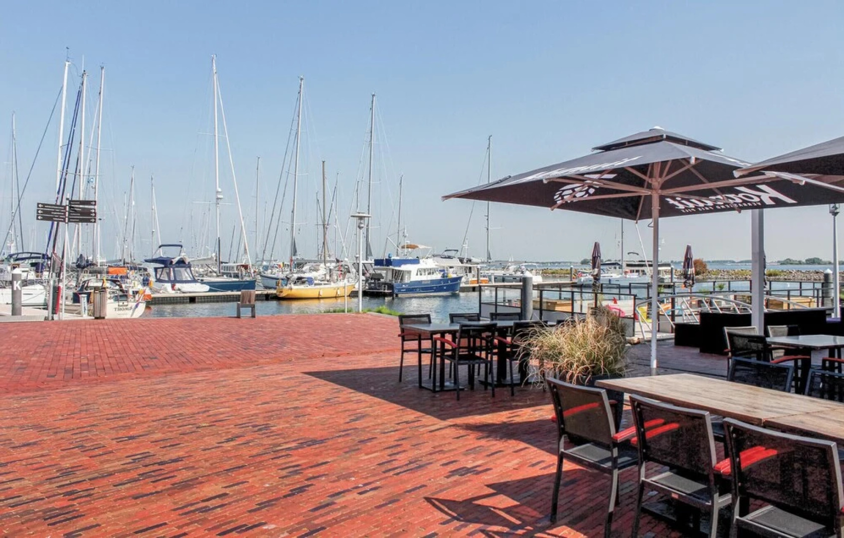 Amazing Home in Bruinisse With Wifi and 2 Bedrooms