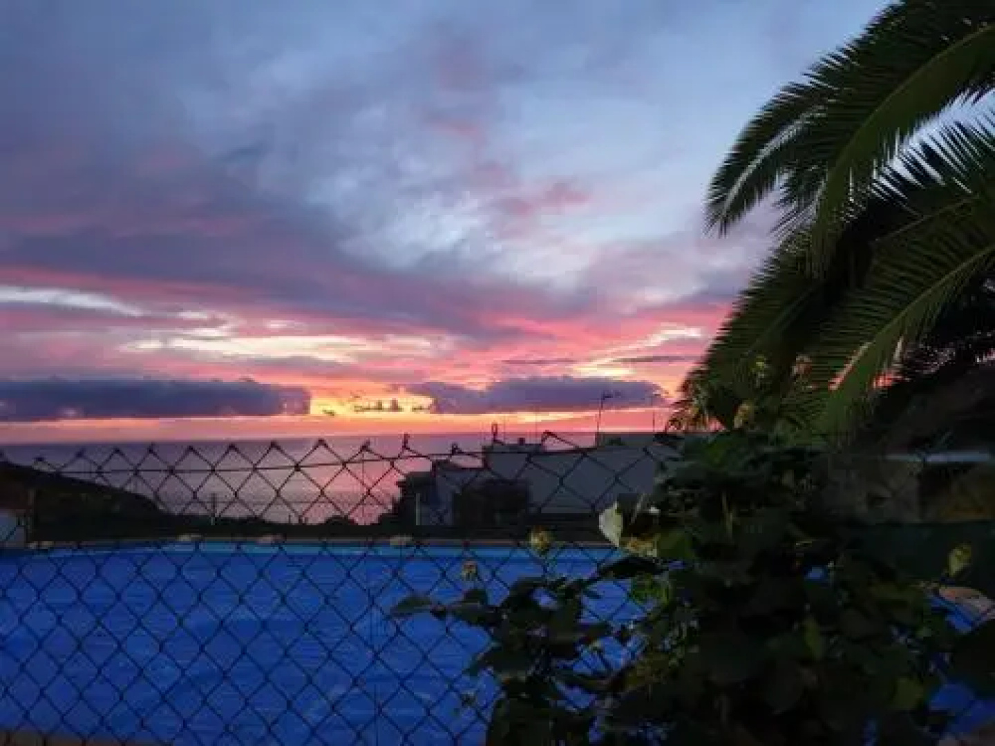 Candelaria's Mountain House (Pool & Sea Views)