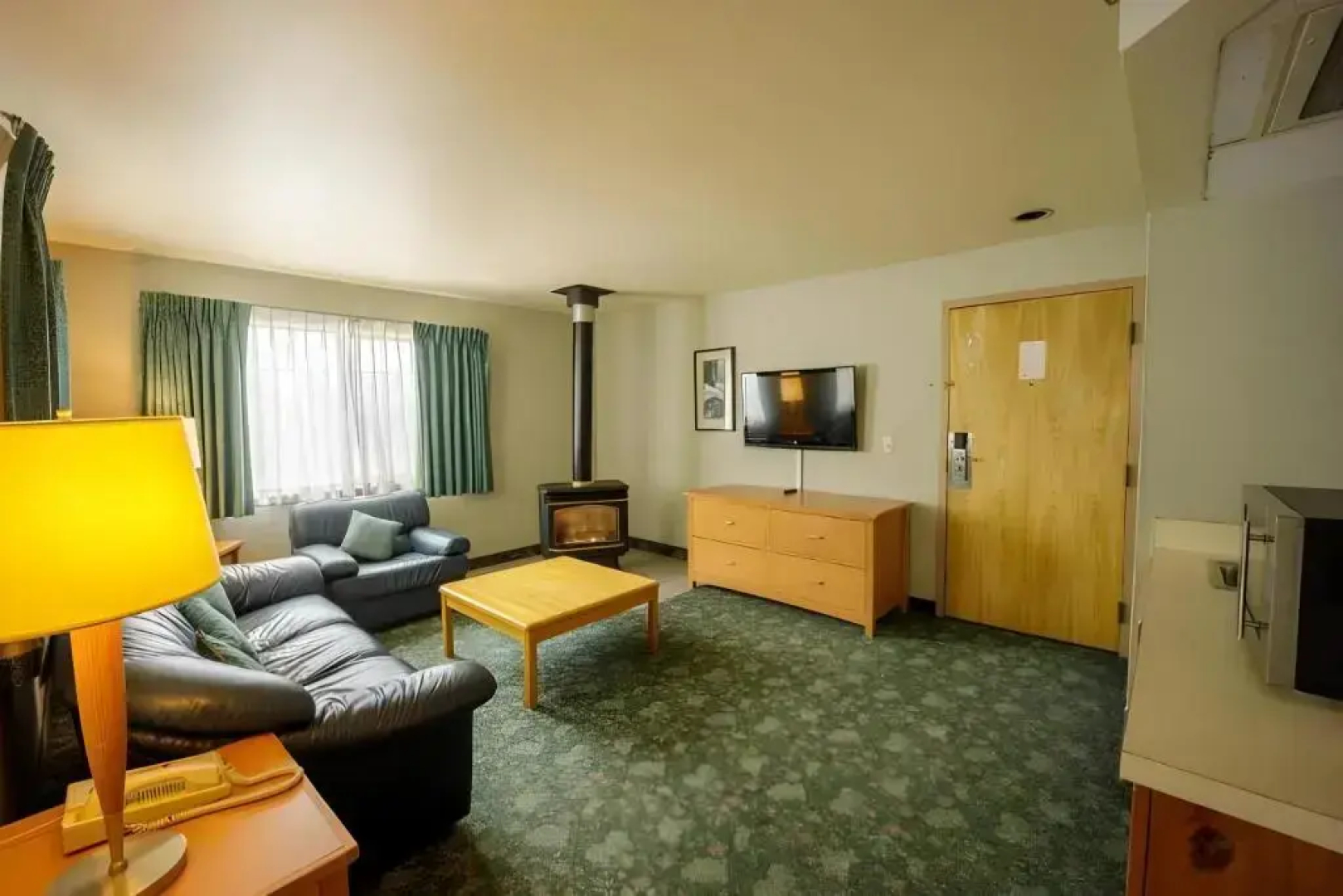 Summit Inn