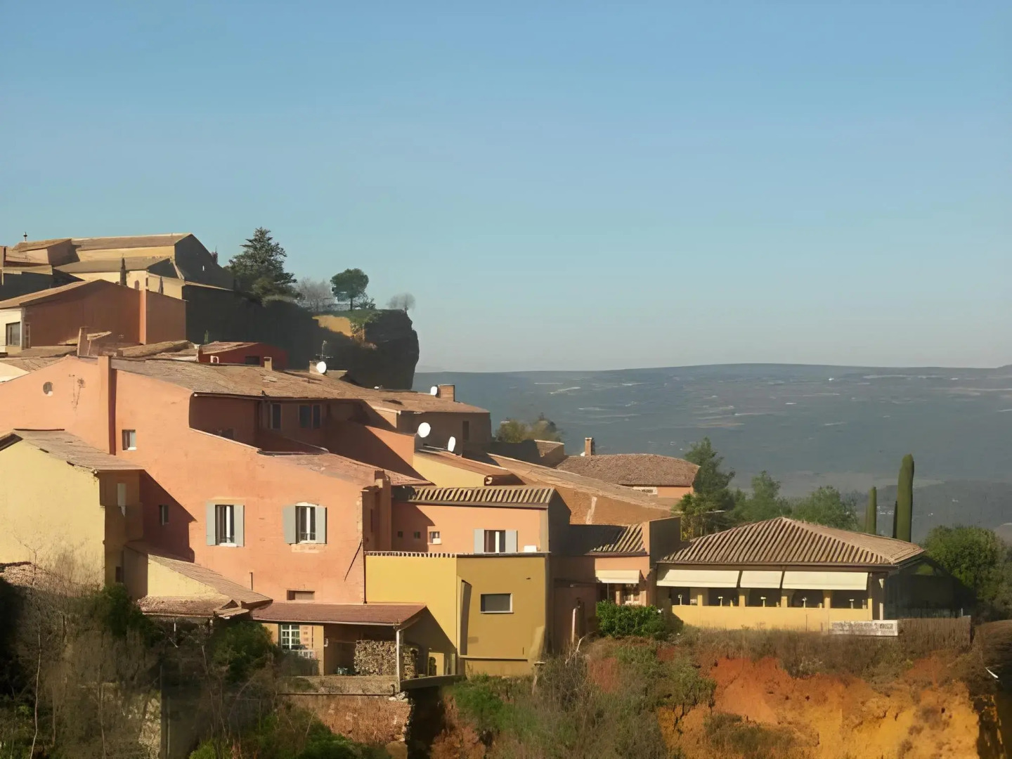 Le Clos De La Glycine