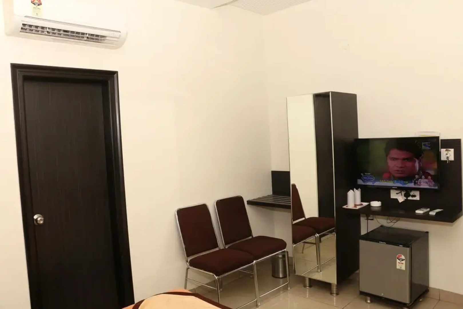 OYO 1075 Hotel City Home