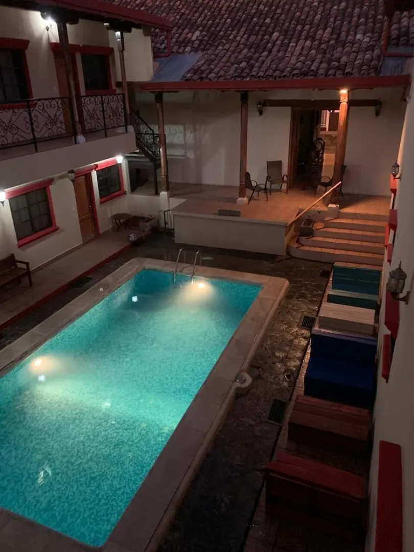 Hotel Renacer