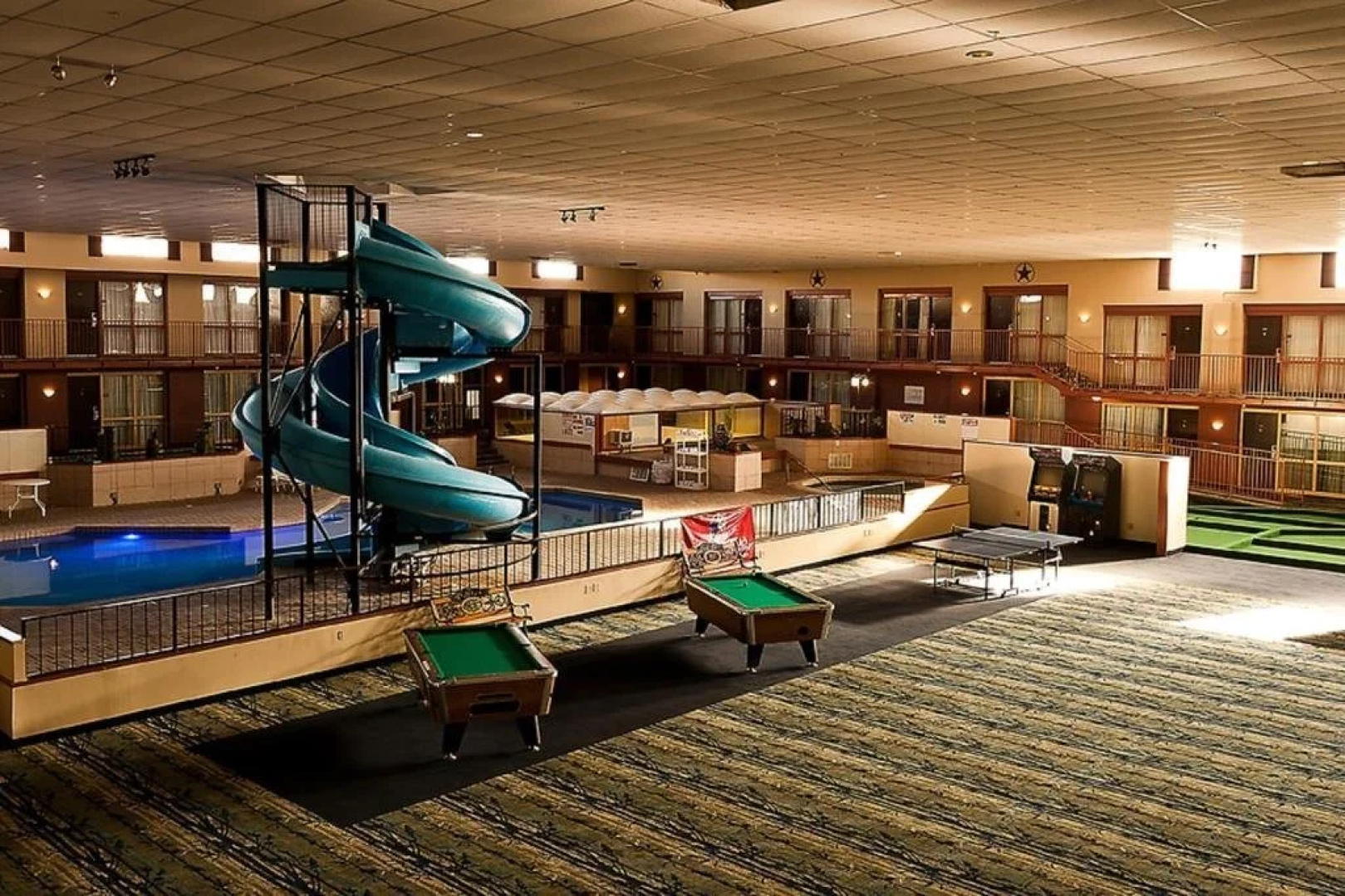 Flippers Holiday Village