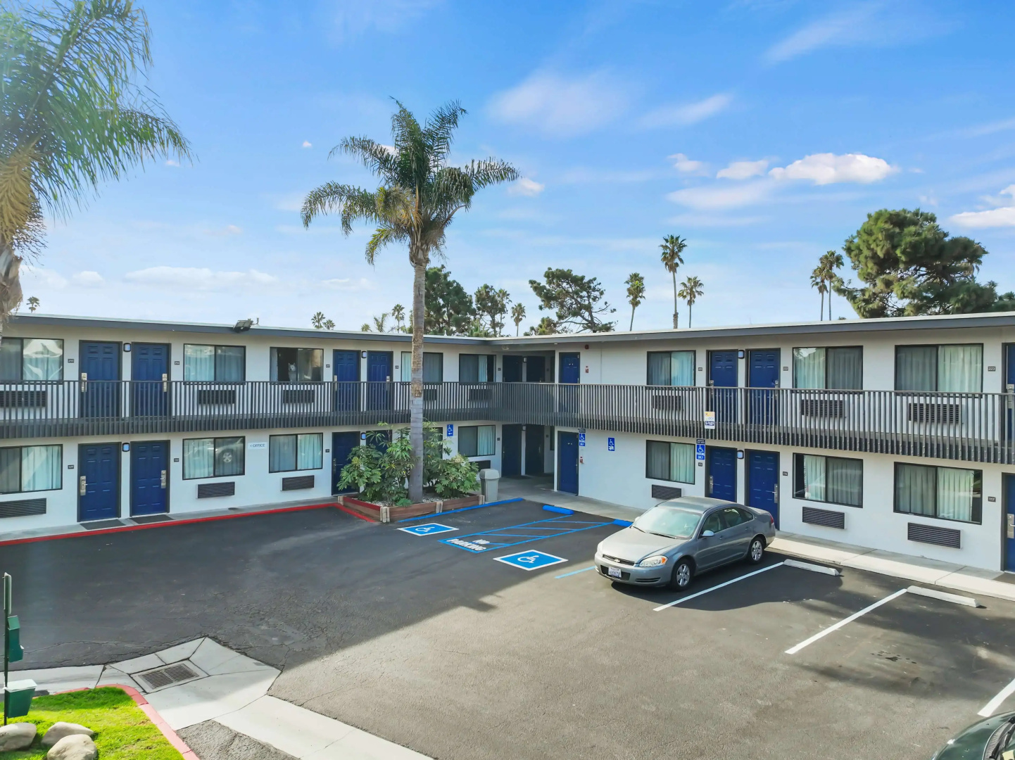 Motel 6 Ventura, CA - Beach