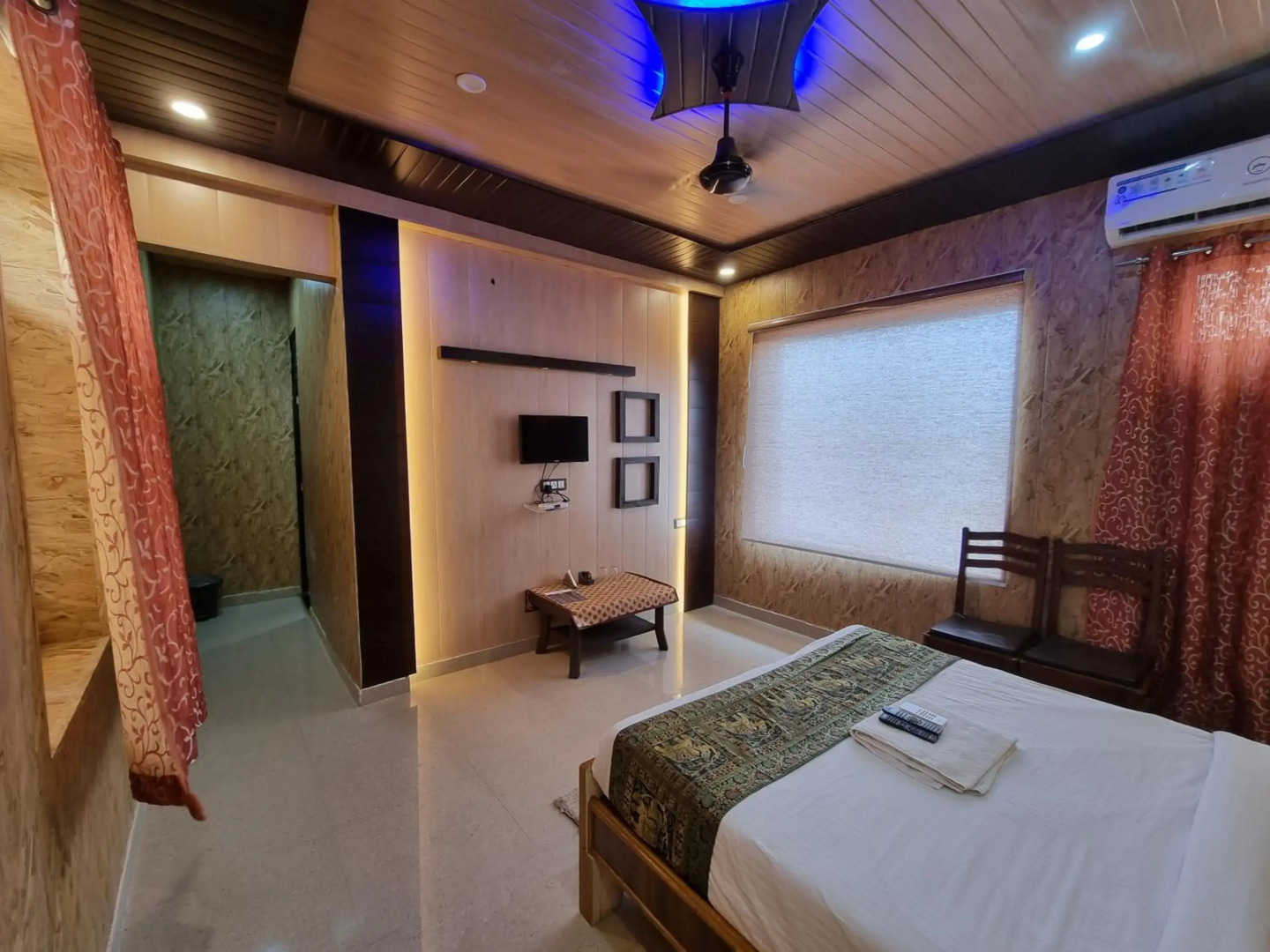 Bundeli Farm Resort Orchha