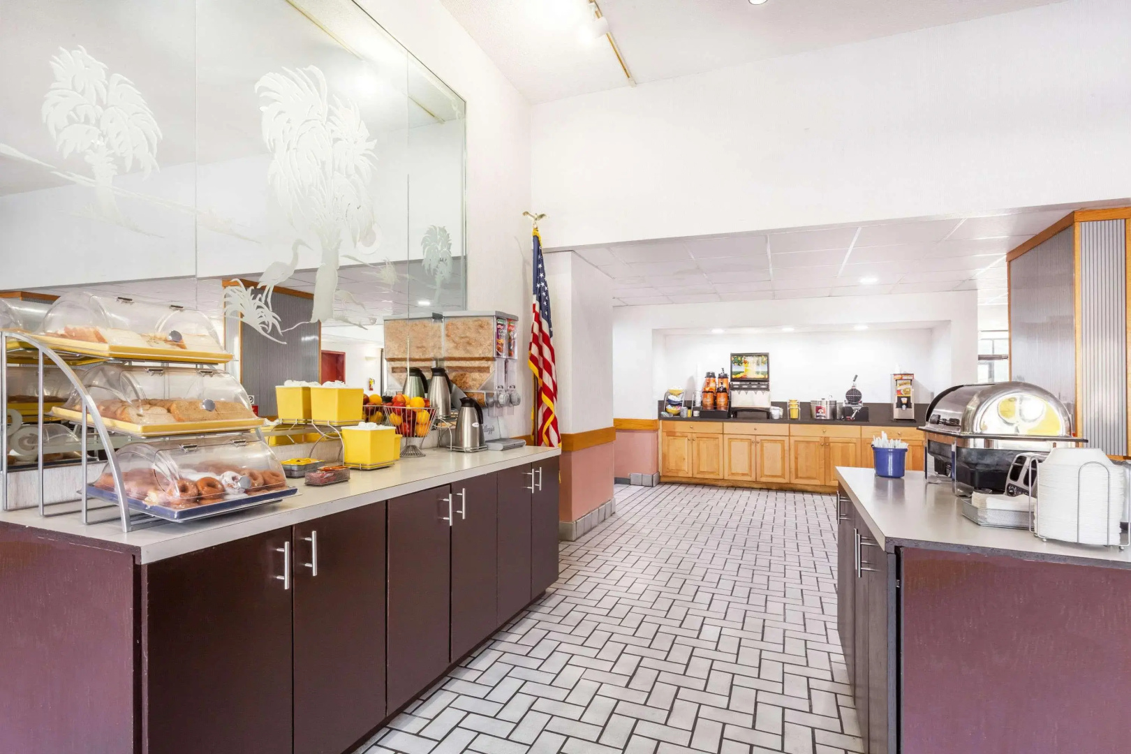Days Inn & Suites Columbia