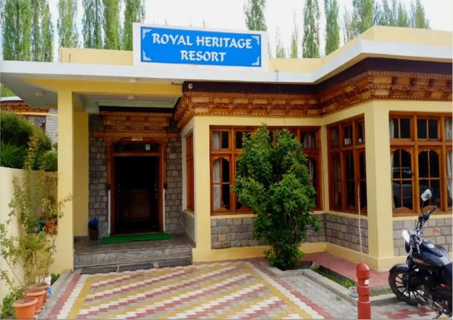 TIH Royal Heritage Resort