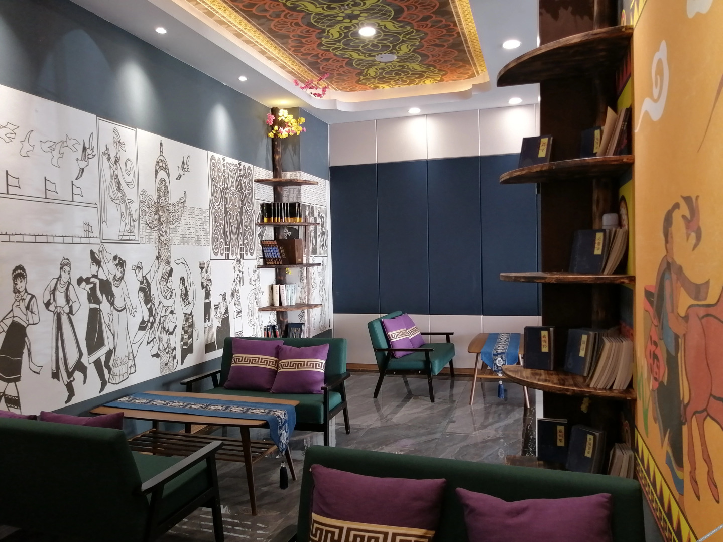 56 Nationalities Hotel