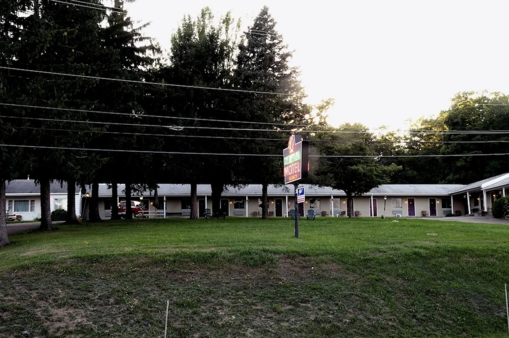 The Chieftain Motel
