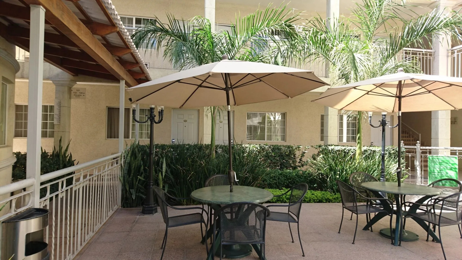 Hotel Fresno Galerías