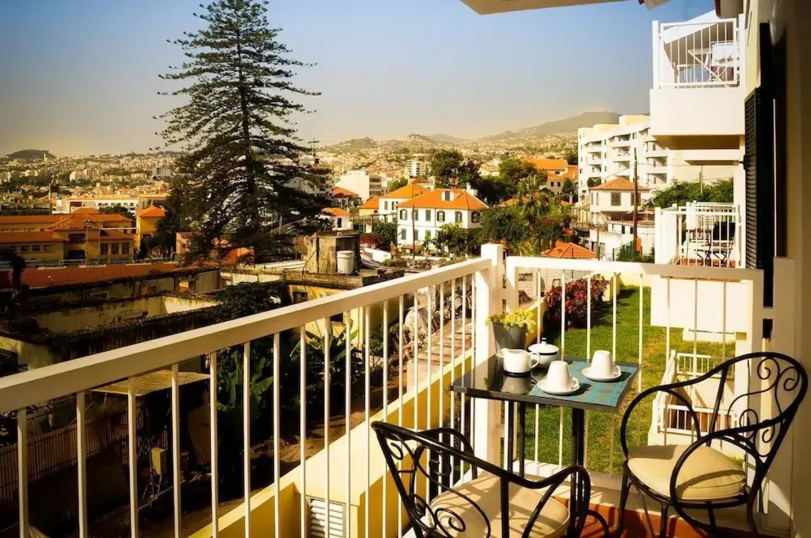 Sweet Home Funchal Center