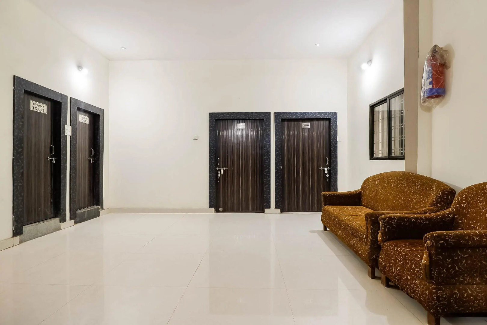 OYO 70559 Hotel Om Shree Palace