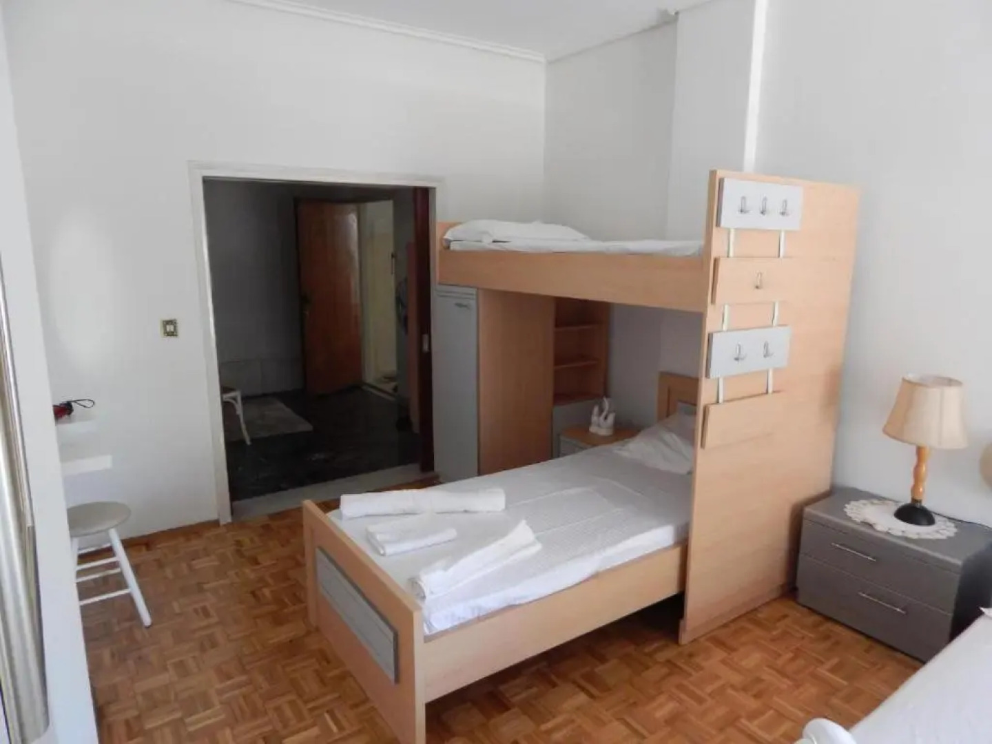 Baroque 10-person Apartment in Makrygialos