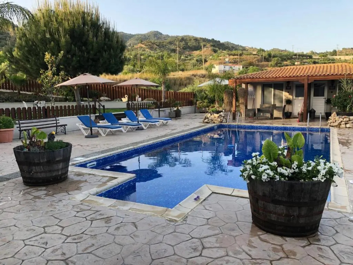 Sofros Valley Hills Chalet