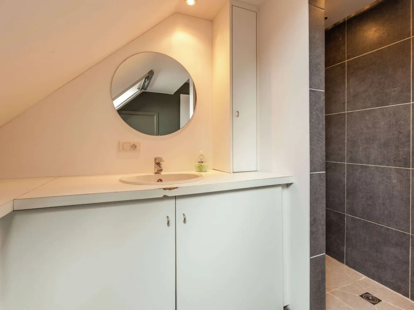 Holiday Home in Kortrijk for 8 Person