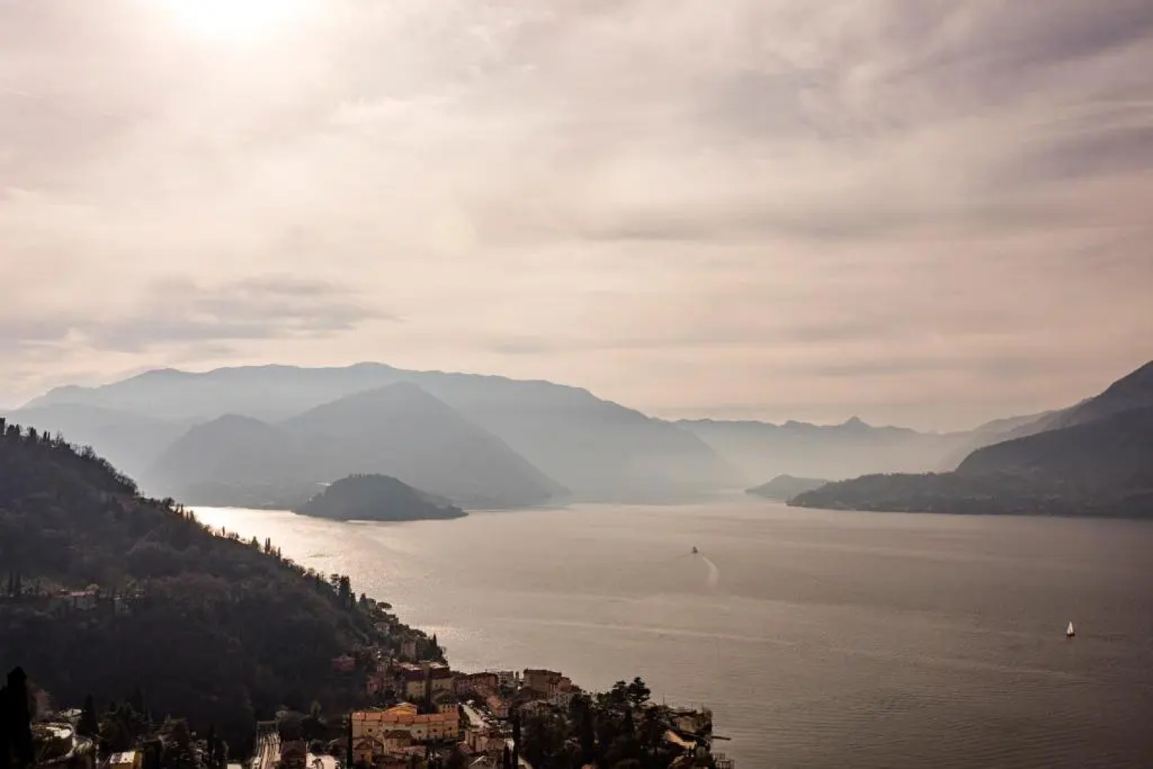 Il Patio Varenna Pool apartment sleeps 6