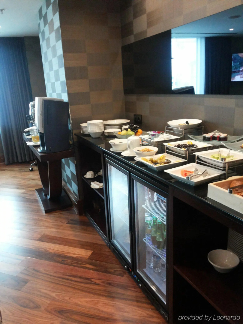 Crowne Plaza Istanbul - Oryapark by IHG