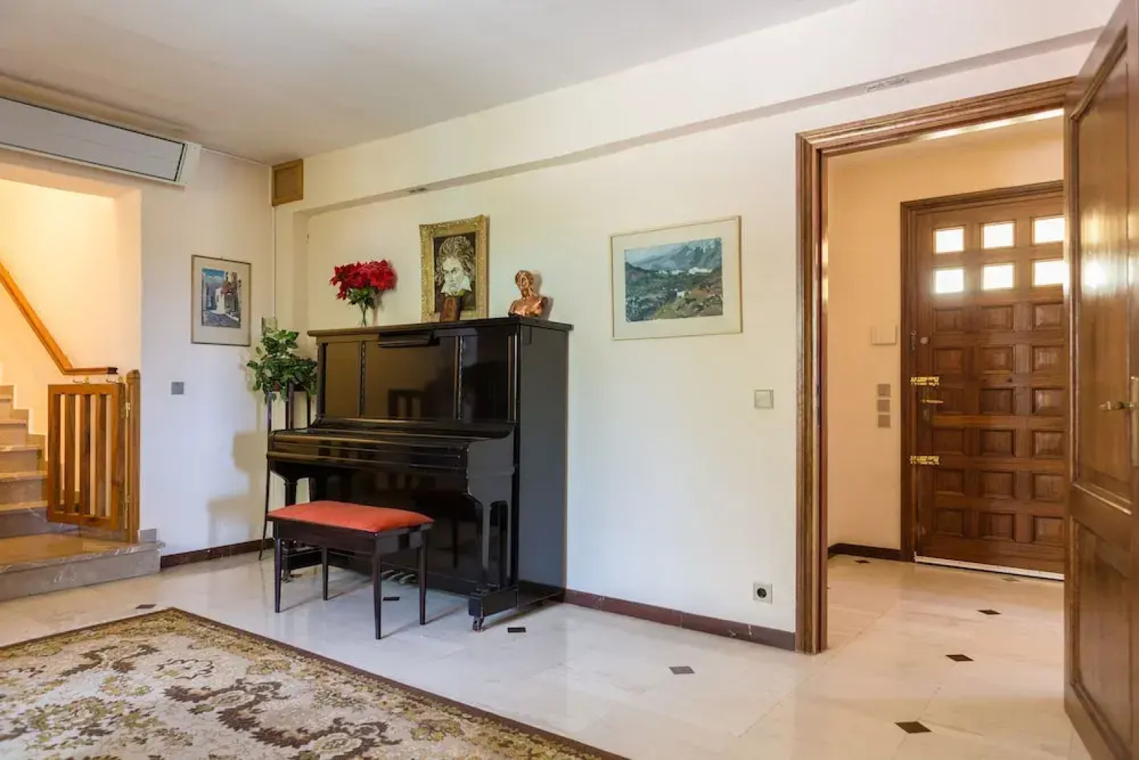 Dream Holidays in a Luxurious Garden Pool Villa