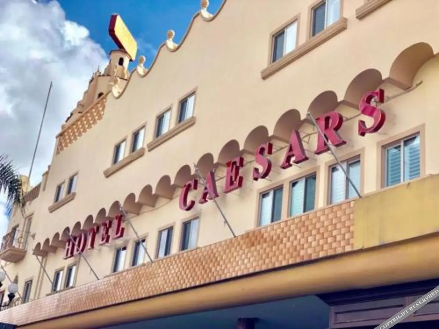 Hotel Caesar's