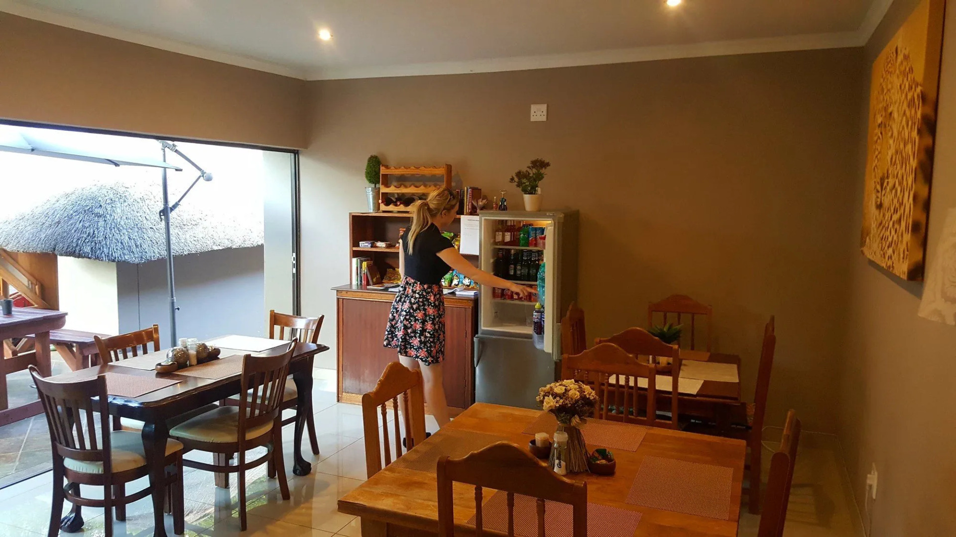 Aerotropolis Guest Lodge