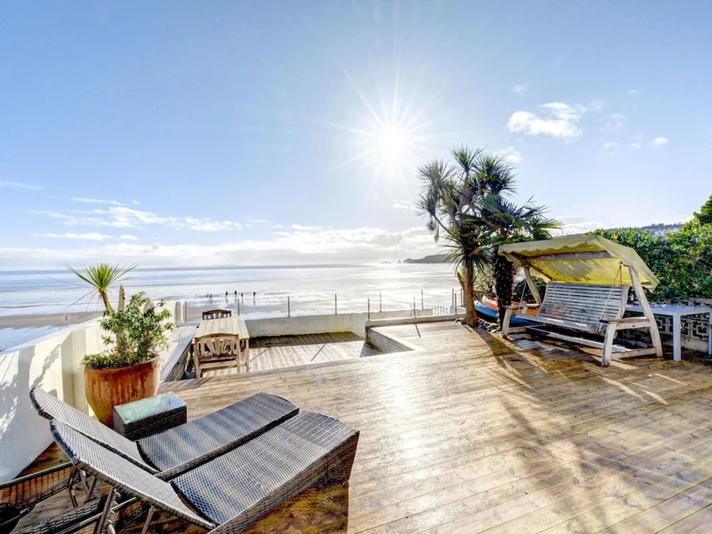 Wonderful Holiday Home With Beautiful Views and Sliding Doors to a Luxury Terrace