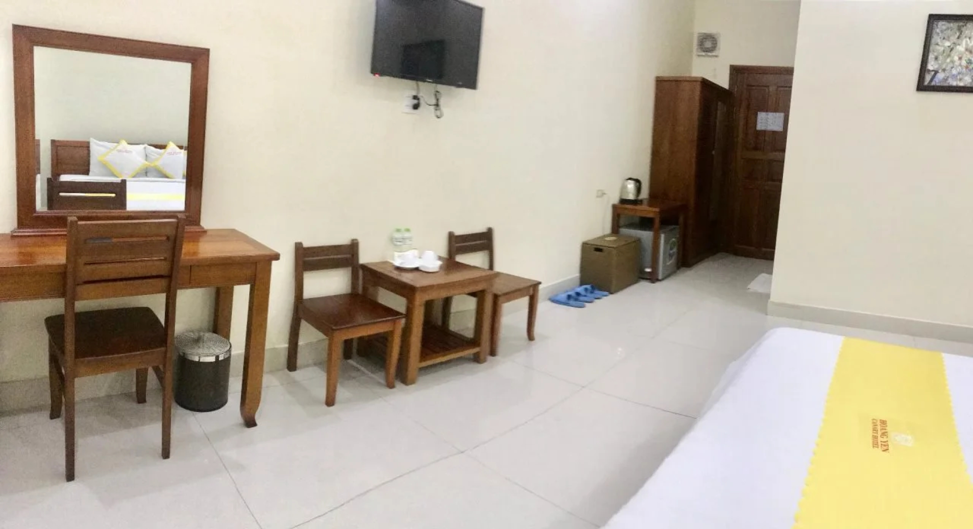 Hoang Yen Canary Hotel