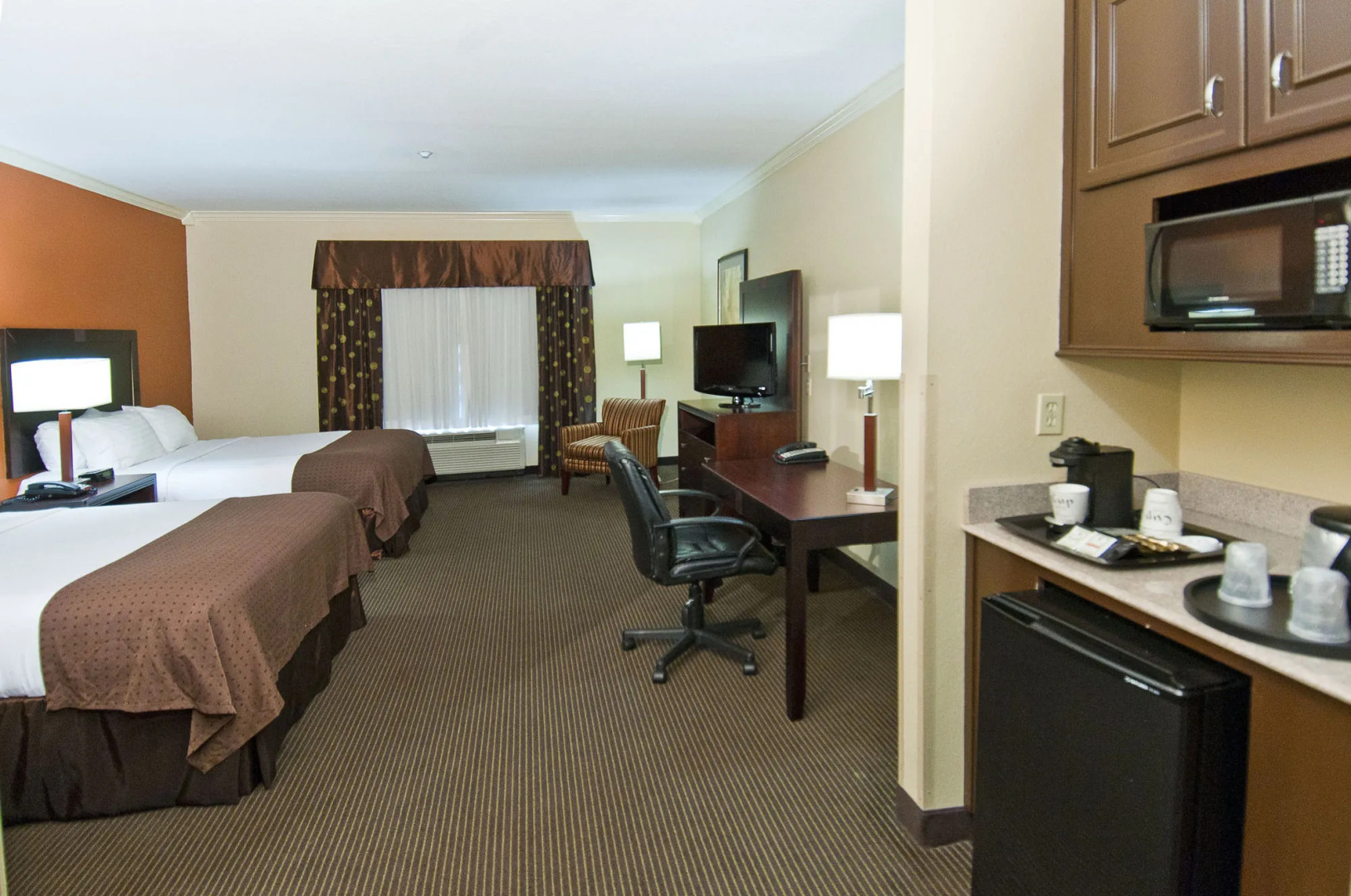 Отель Wyndham Lake Charles