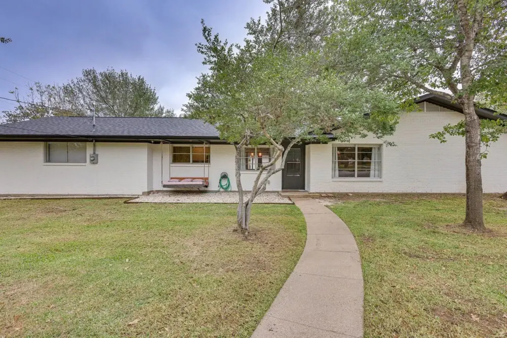 Spacious Bryan Home w/ Patio: 4 Mi to Downtown