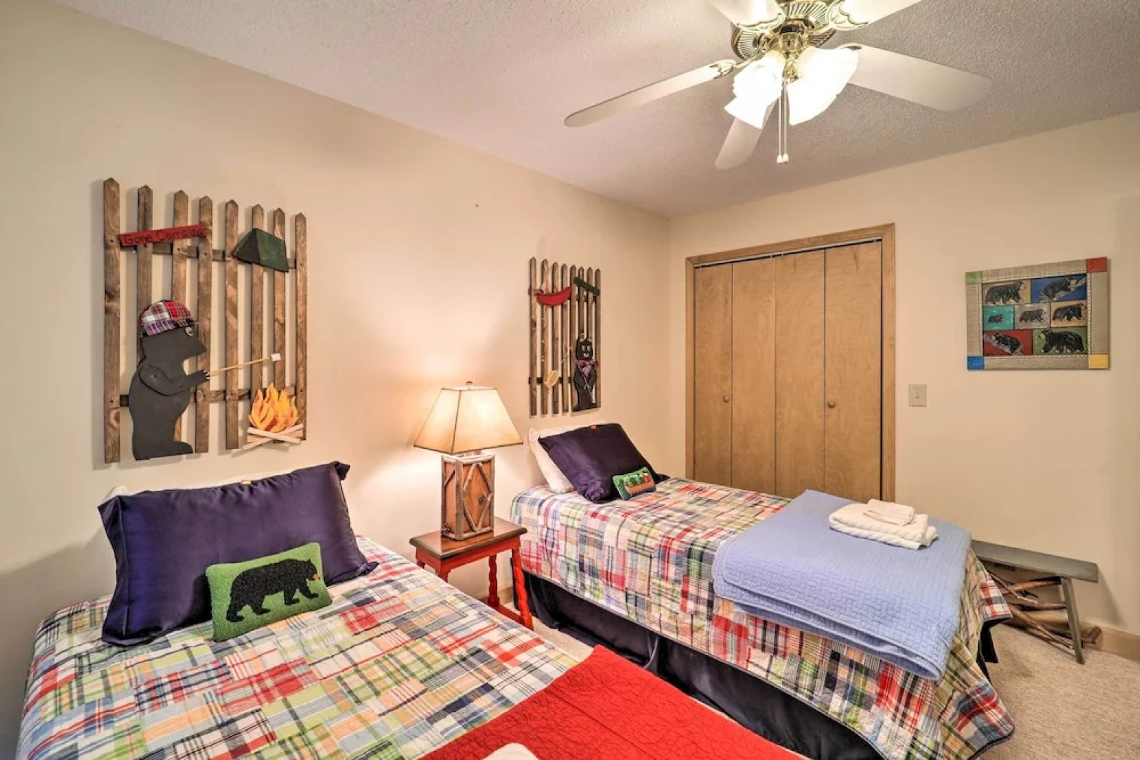 Deck + Million Dollar Views: Beech Mountain Cabin