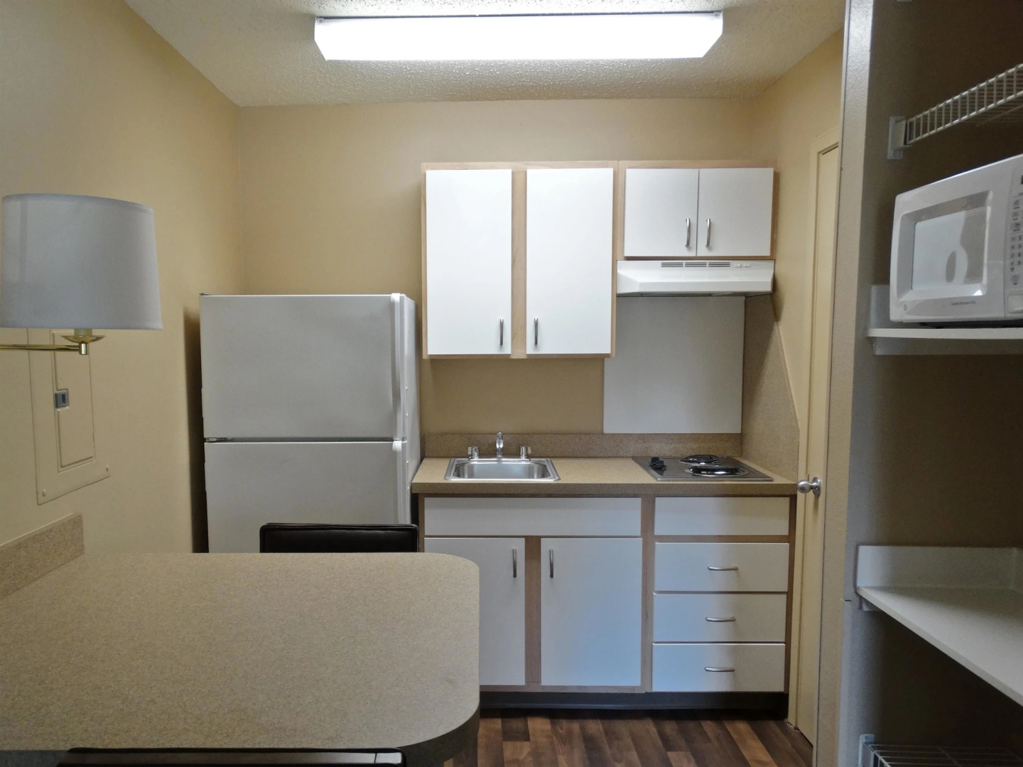 Extended Stay America Select Suites Tampa North Airport