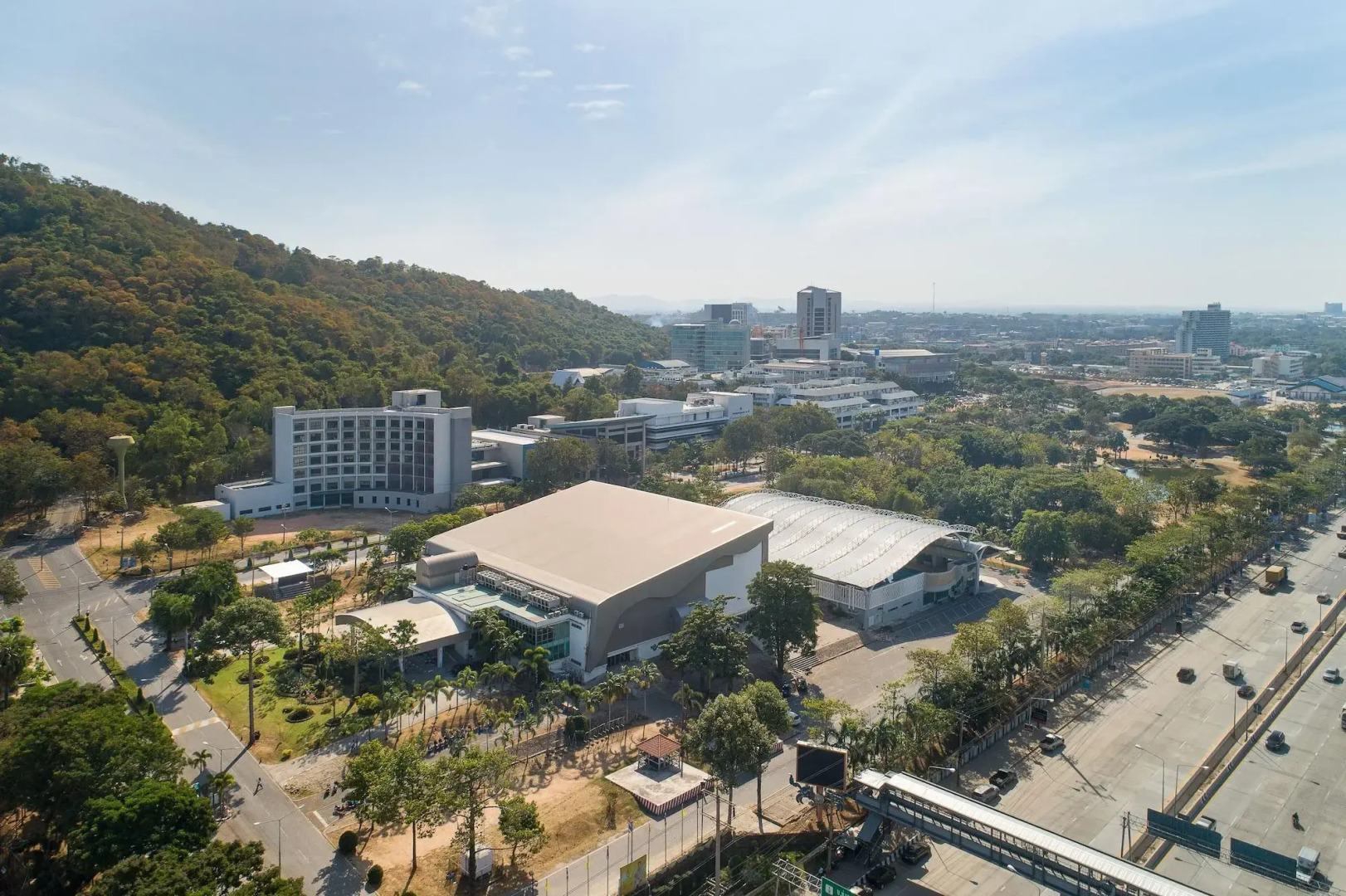 Holiday Inn & Suites Siracha Laemchabang by IHG