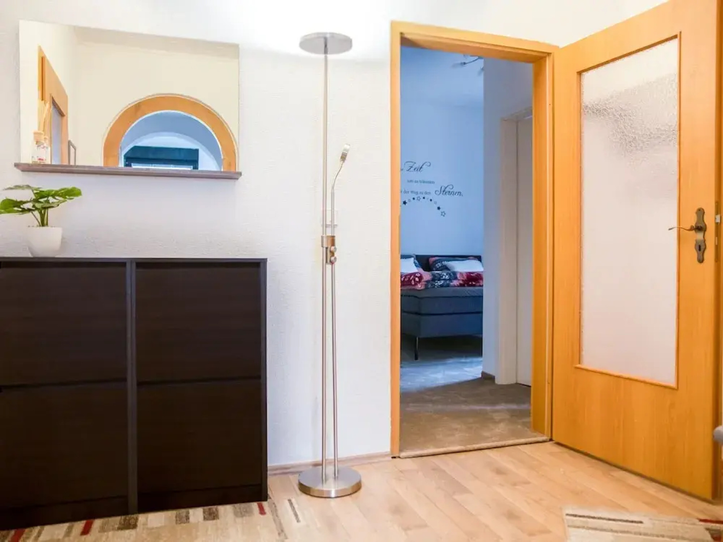 Simplistic Apartment in Neukieritzsch With Garden