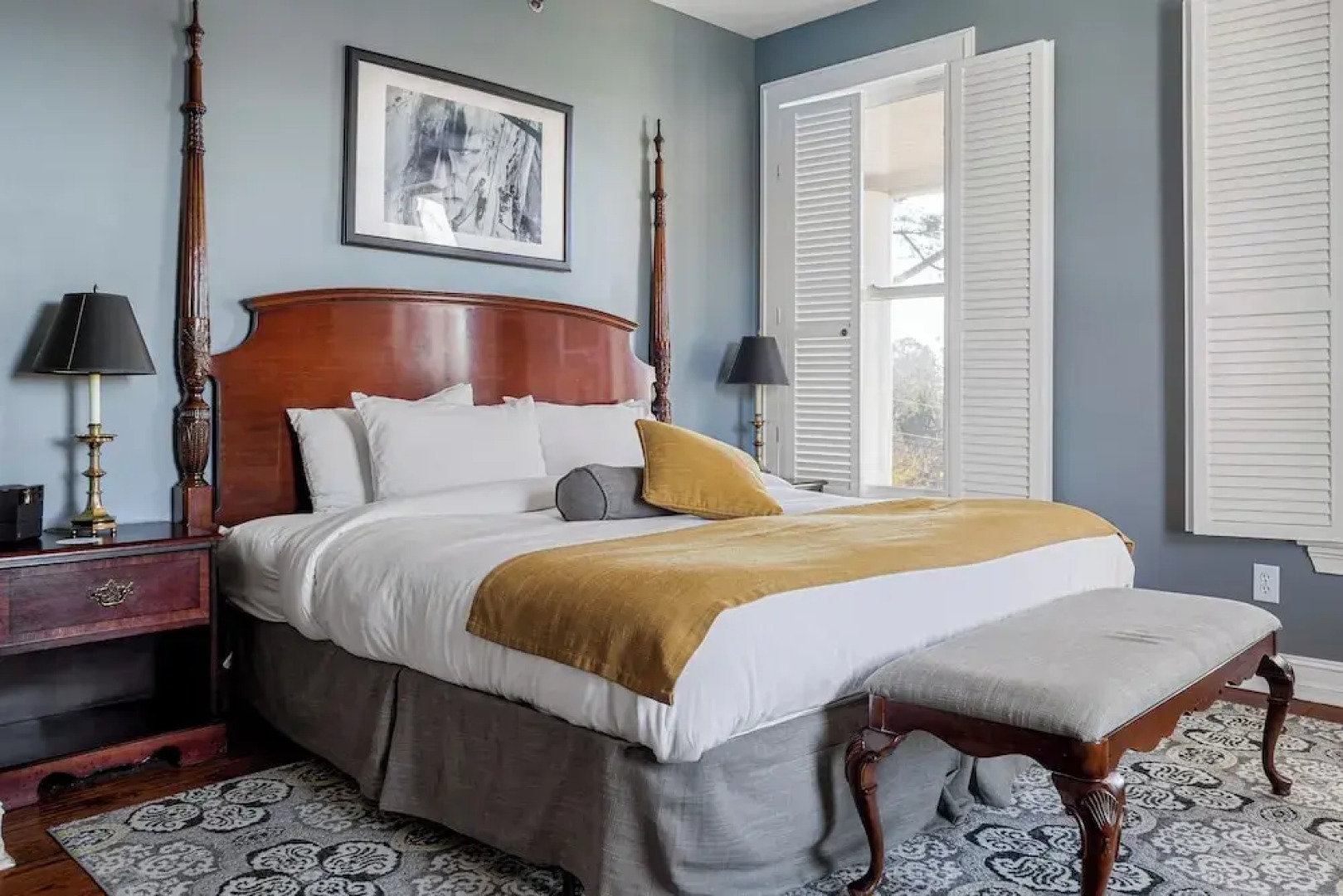 Stone Mountain Manor