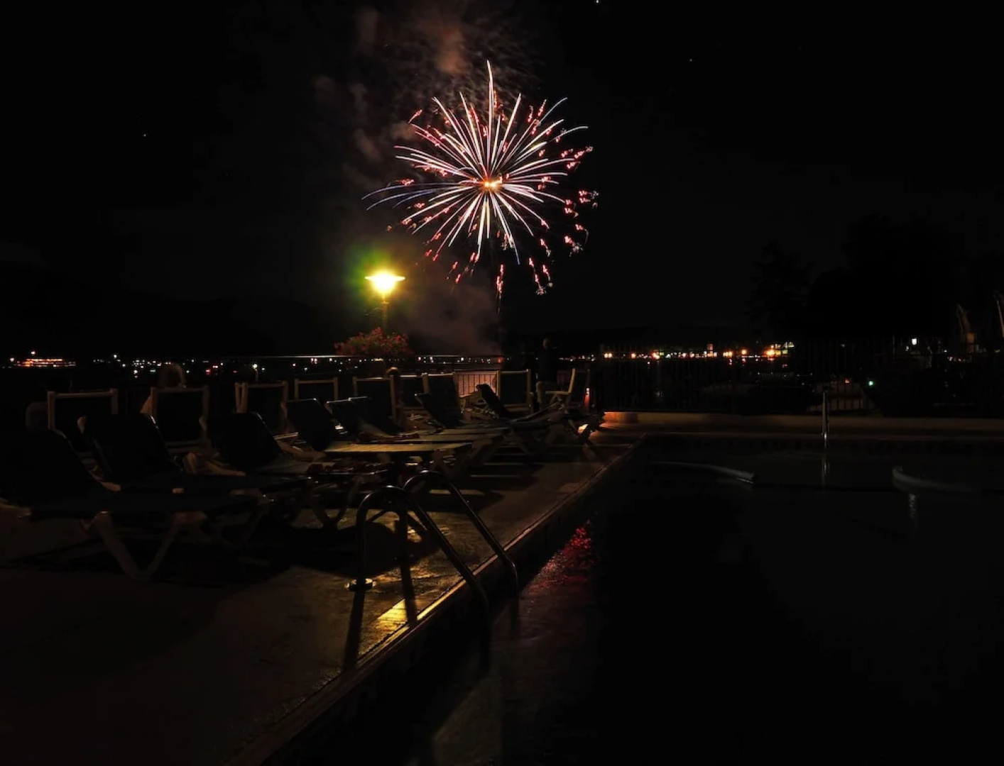 The Lake Motel