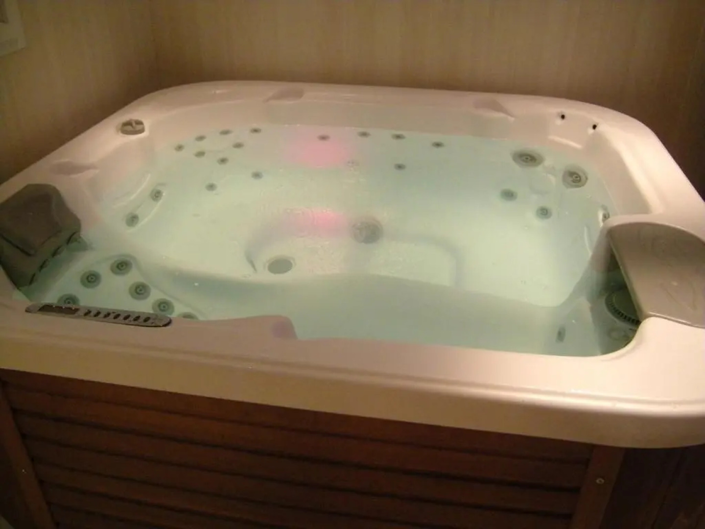 House With 4 Bedrooms in Plougrescant, With Wonderful sea View, Enclos