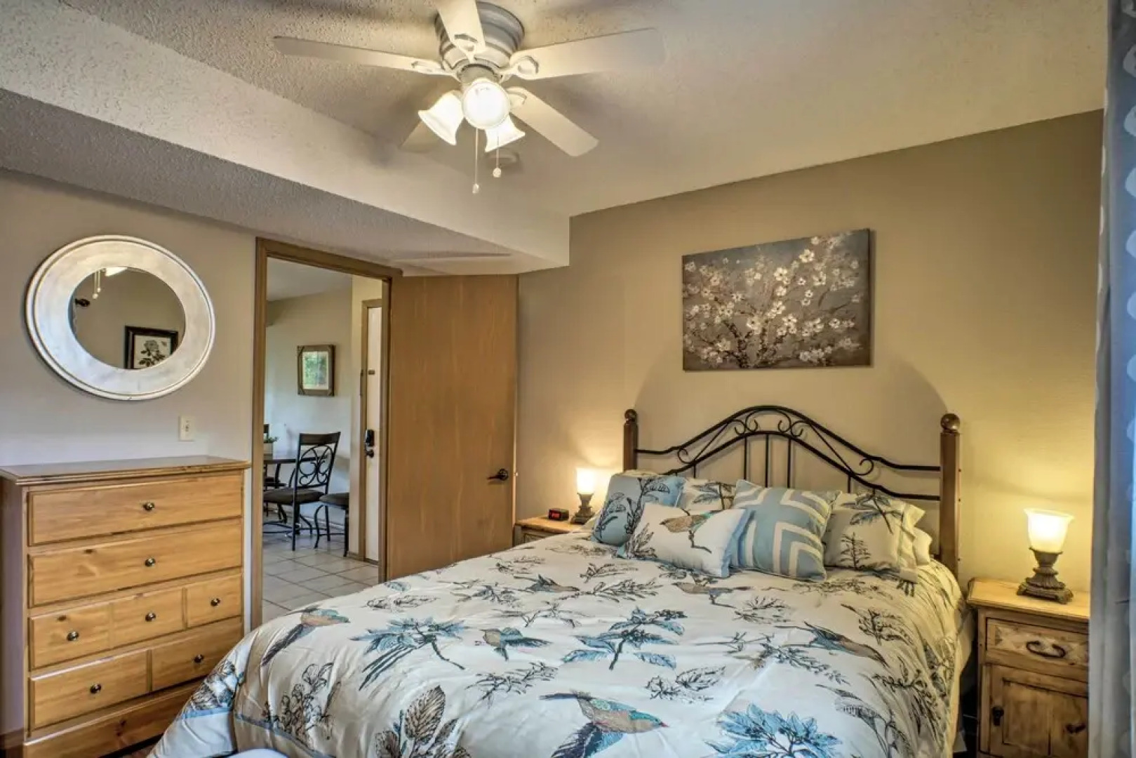 ~1 Mi to Silver Dollar City: Branson Condo