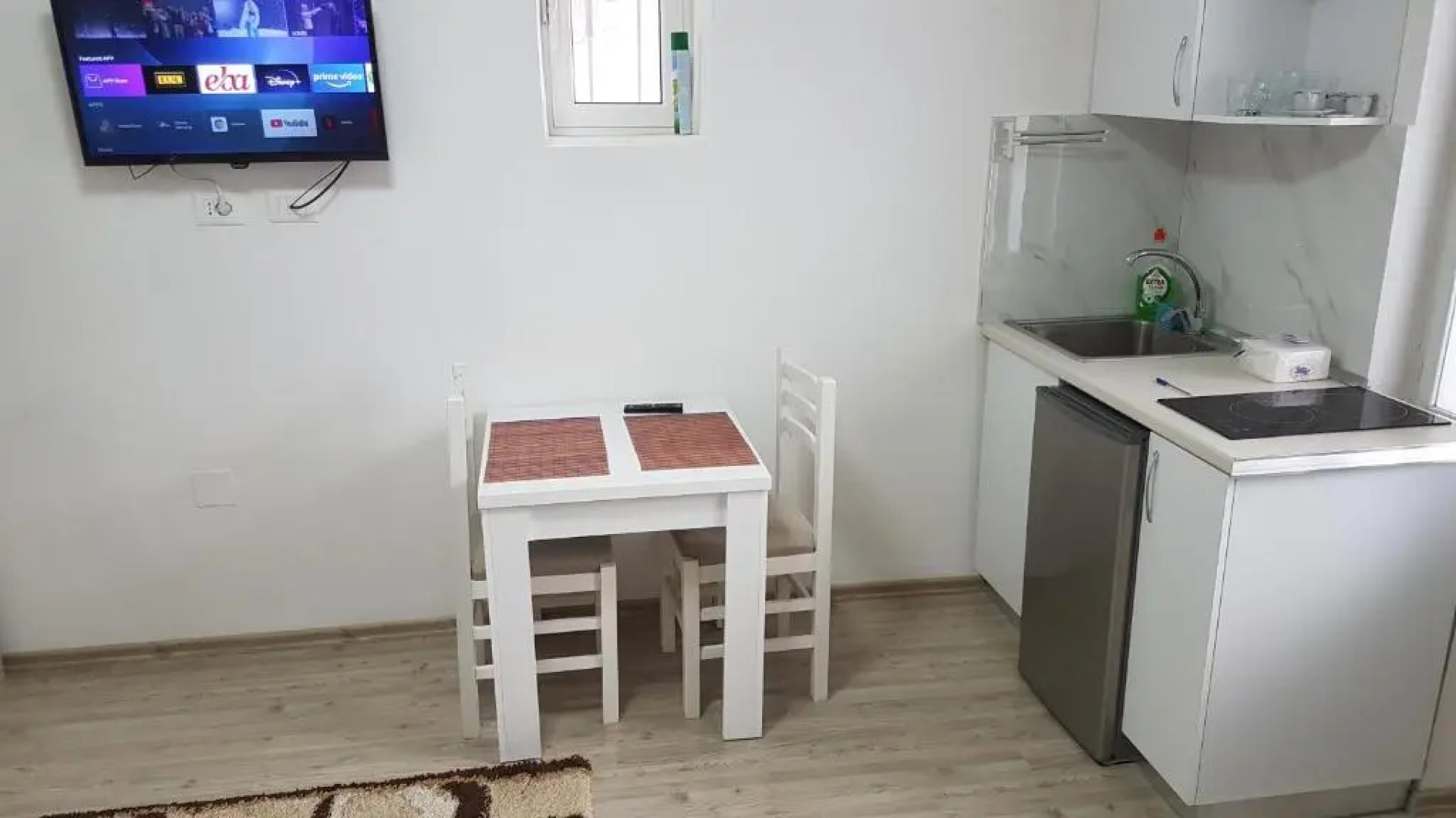 Klent Studio Apartment