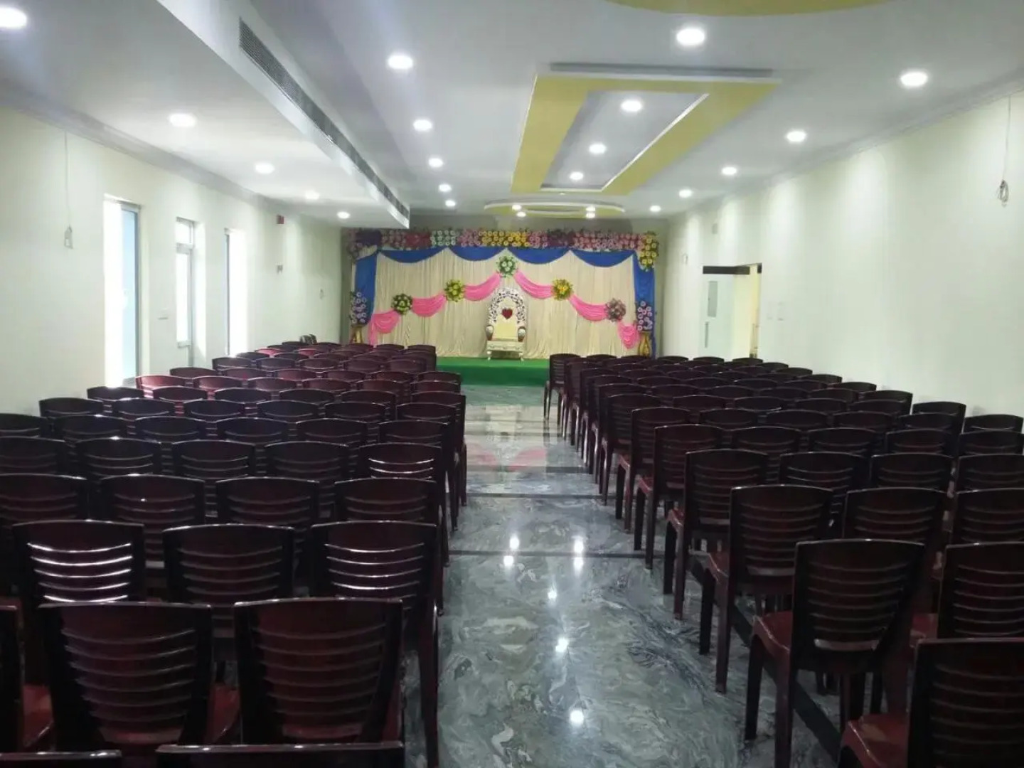 OYO 3471 Hotel Priso