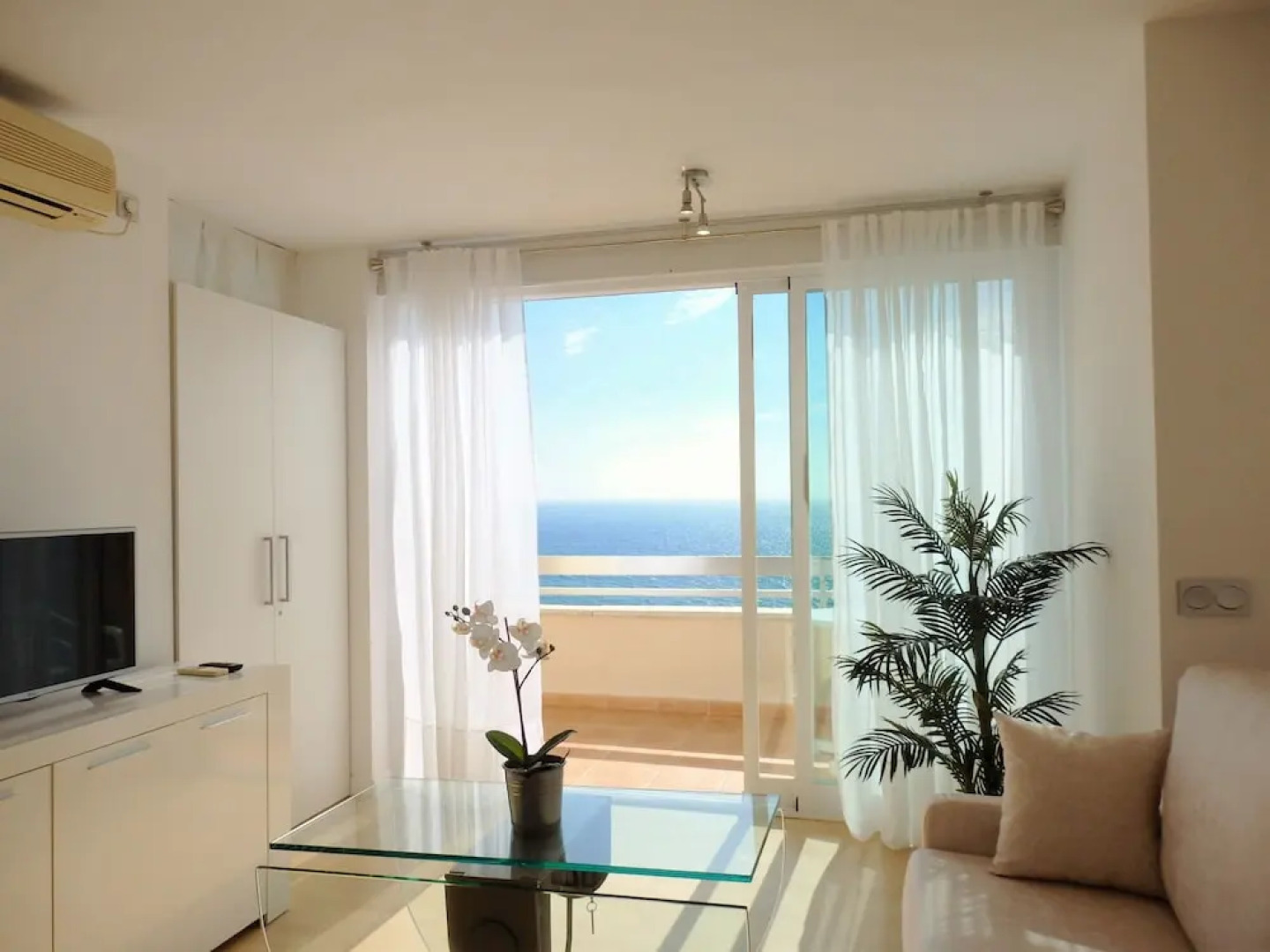 Waterfront Rocachica Apartment