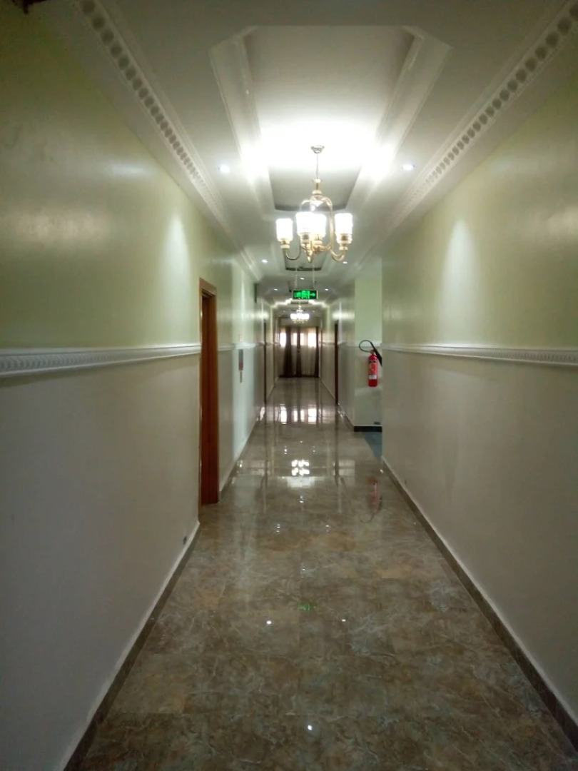 Wintess Garden Hotel And Suites