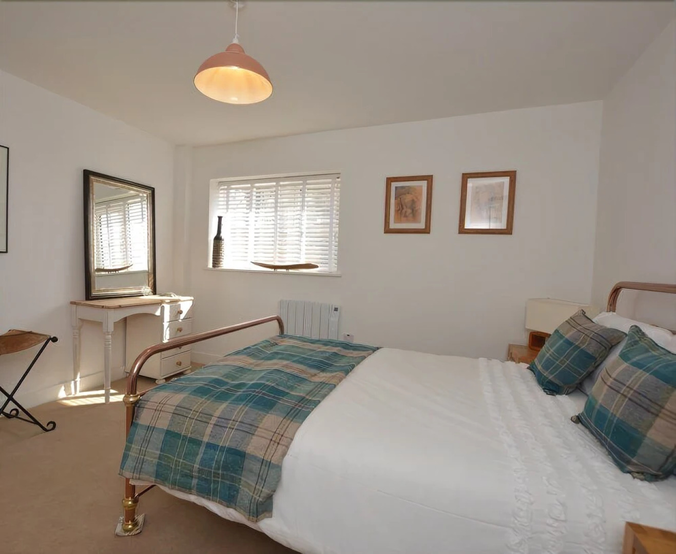 Beach Cottage by the shore