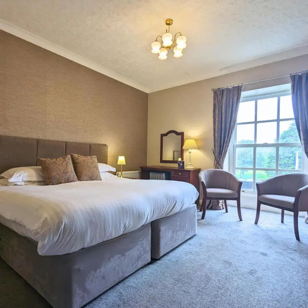 Shaw Hill Golf Resort & Spa Hotel