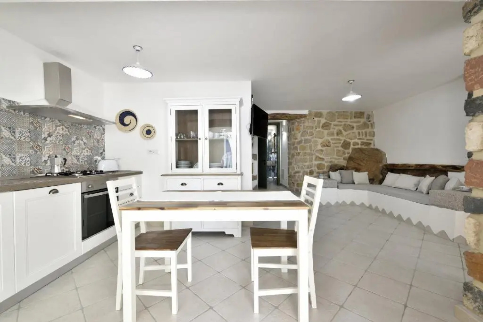 Levante a pochi passi dal mare