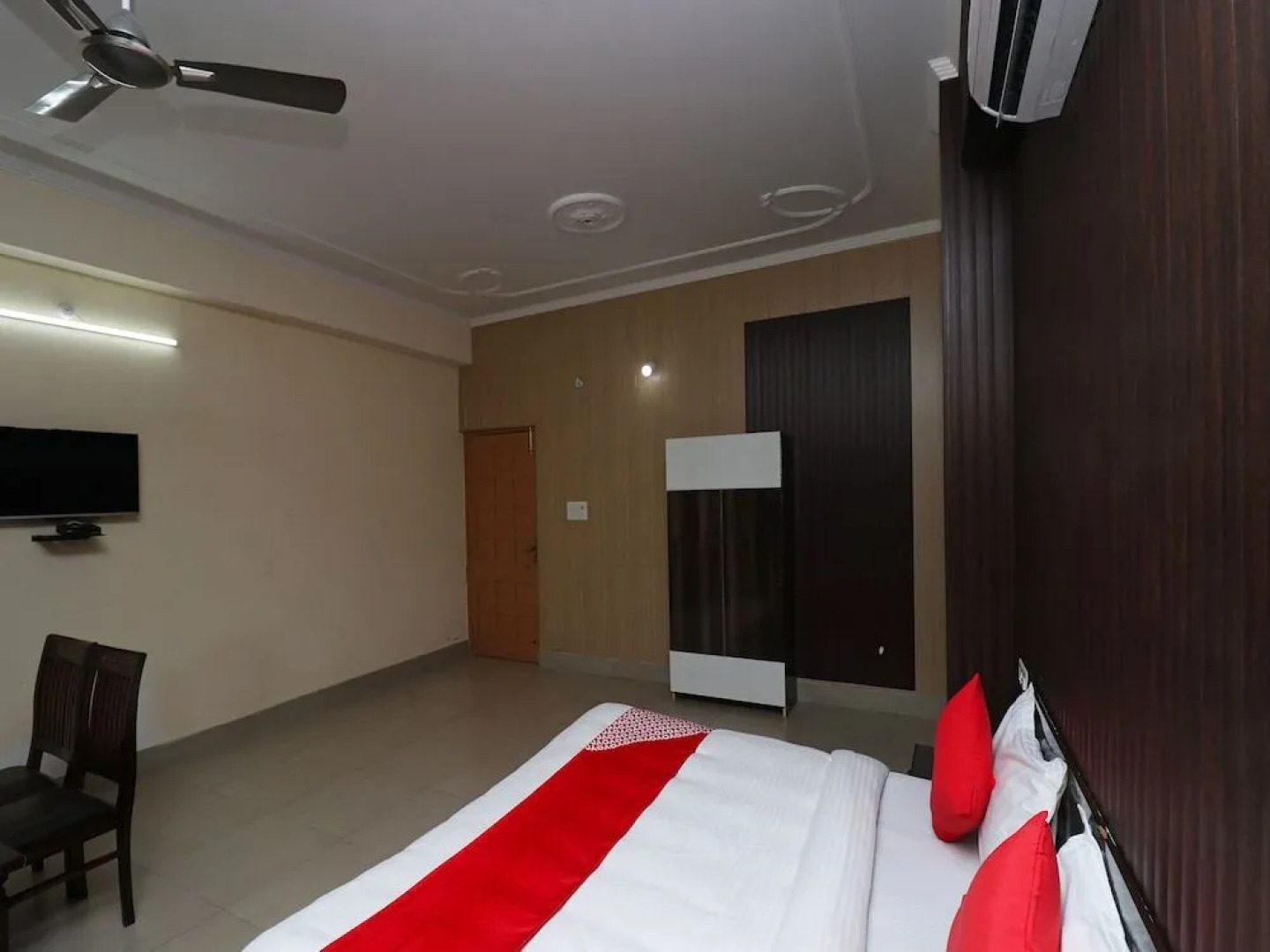 OYO 29383 Hotel Heaven Heights