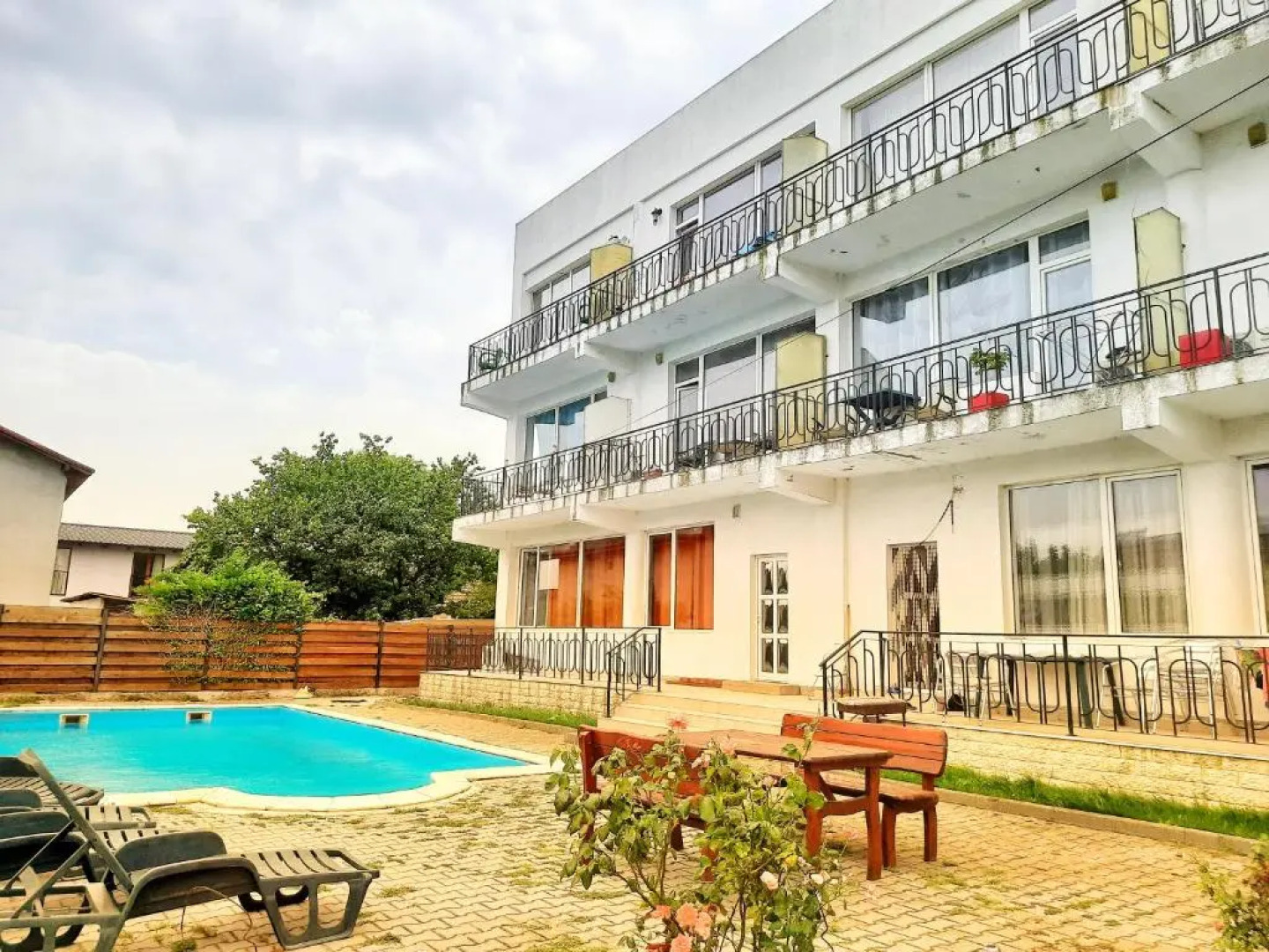 Cozy Summer Residence - Studio With pool