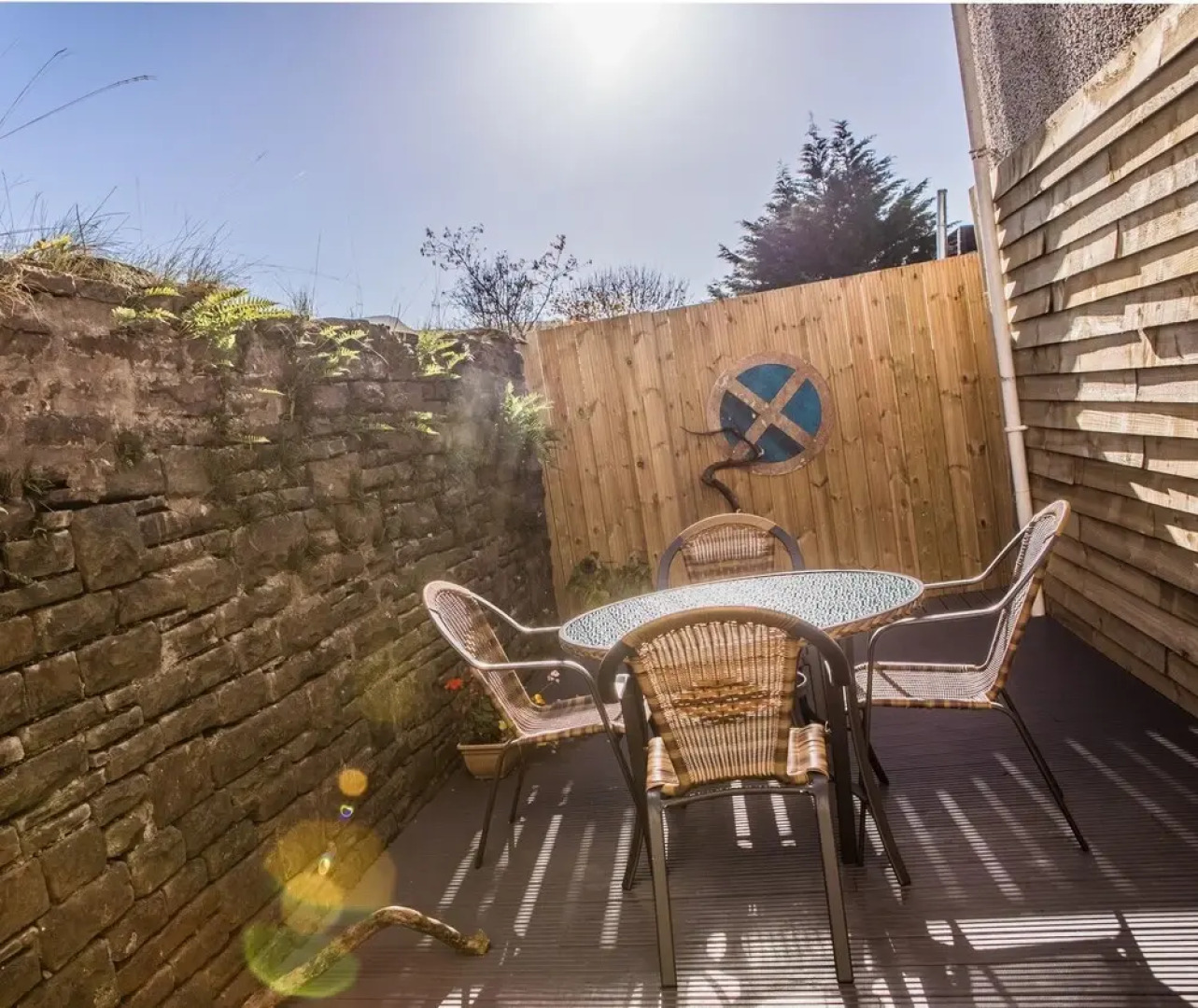 James Place @ Dowlais