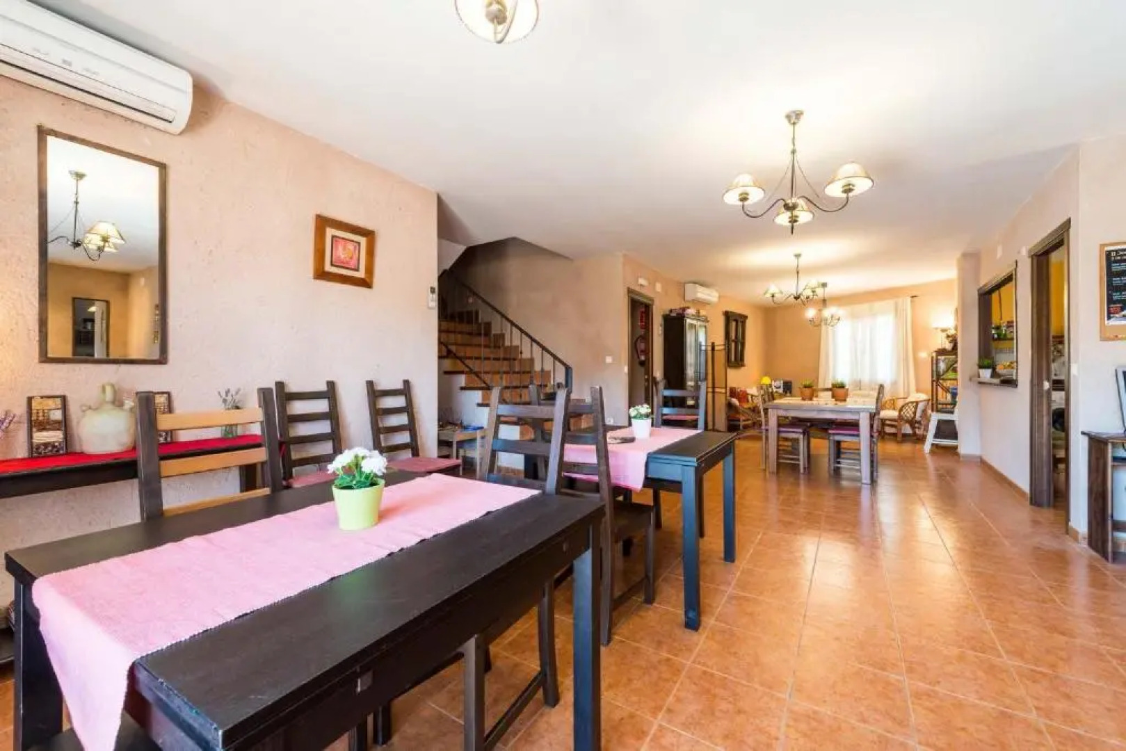 El Descanso de los Lares