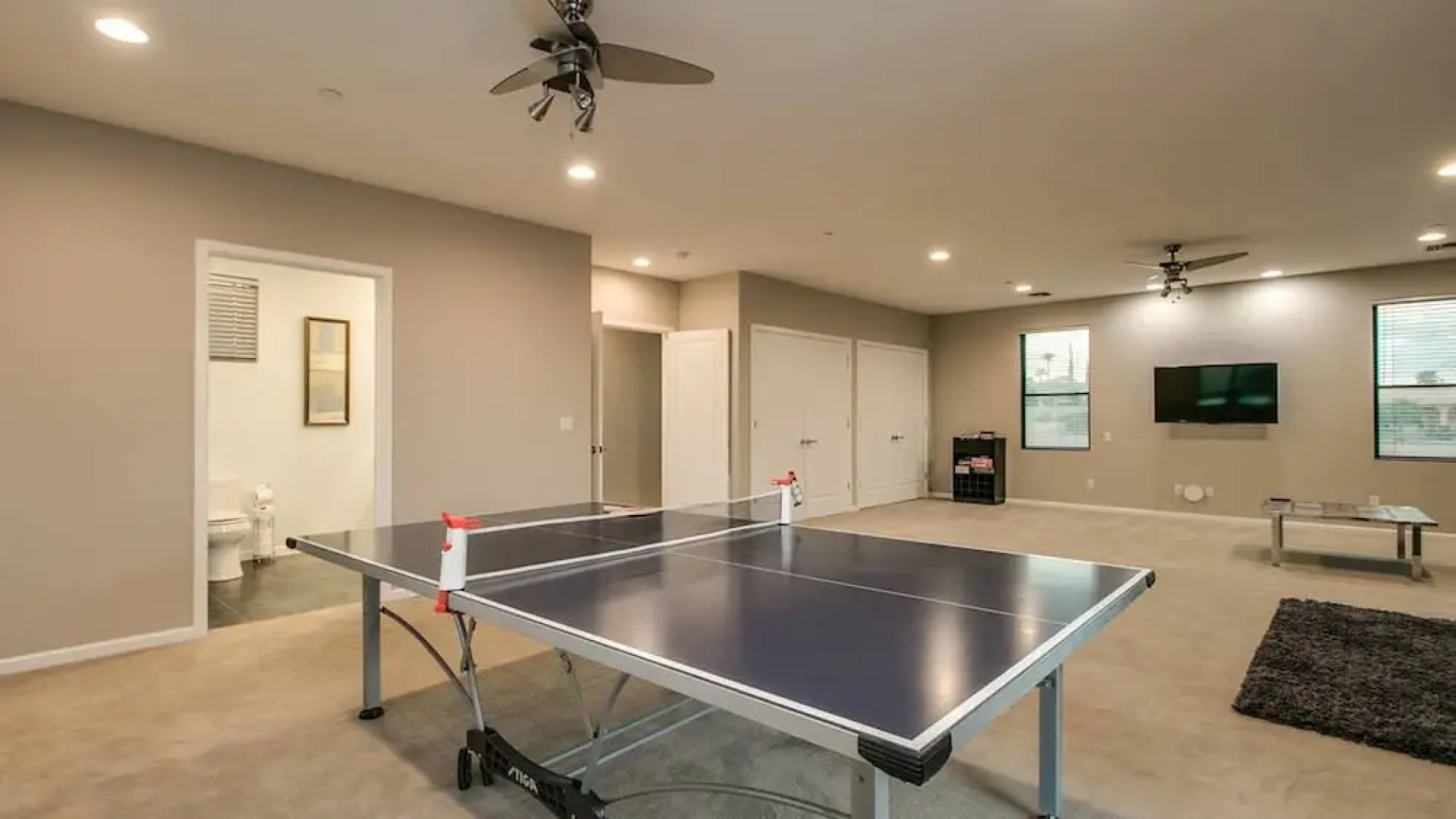 Luxe 4 Bdrm W/pool and Spa on Golf Course Lot!