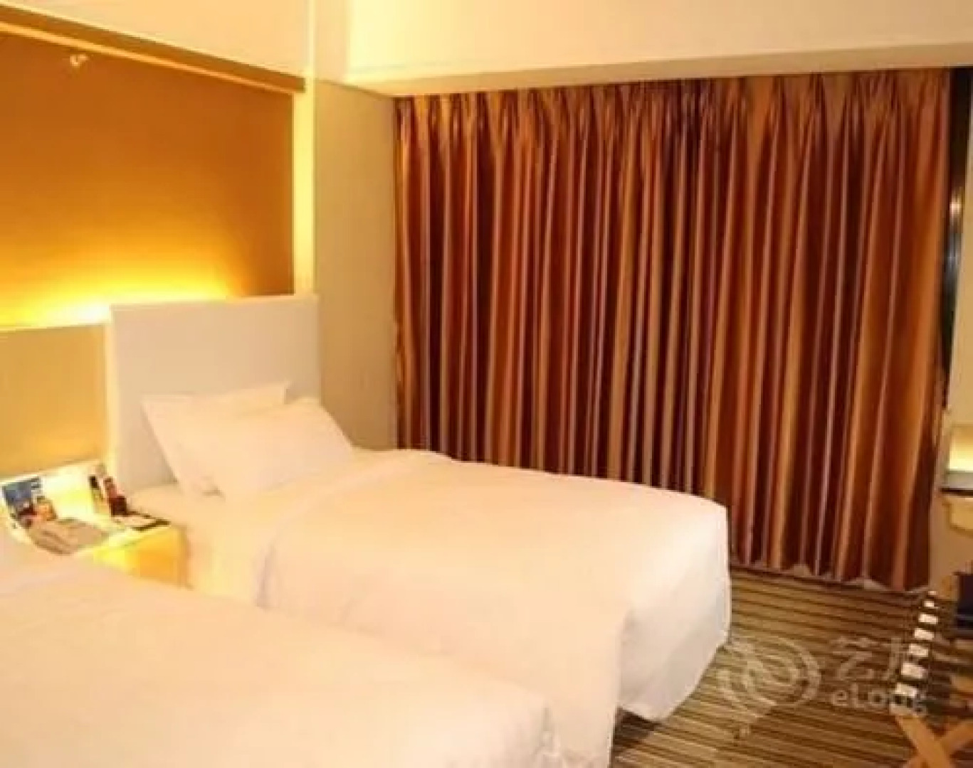 Zhuhai Yujing Business Hotel